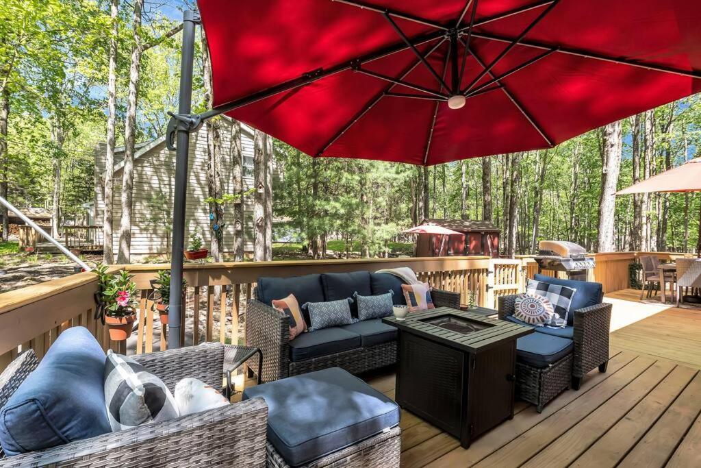 3 Bedroom Pet Friendly, Fireplace, Hot Tub, Near Holiday home Albrightsville